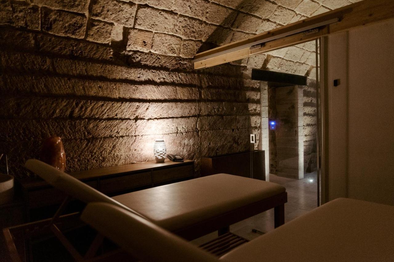Le Carasse Boutique Hotel Mola di Bari Exterior foto